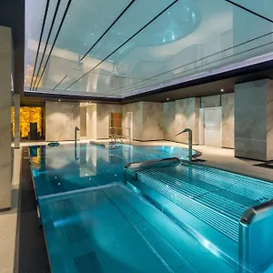 Radisson & Suites, Gdansk, Wyspa Spichrzow מלון